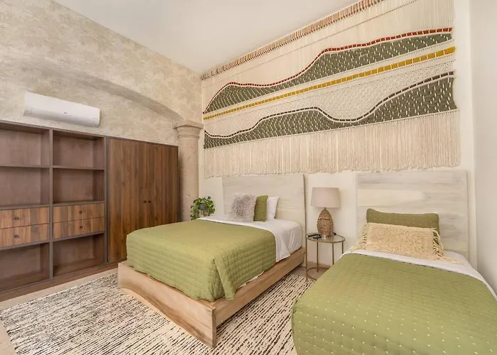 Cactus With Breakfast, Maid, & Concierge * El Pueblito (Baja California Sur)